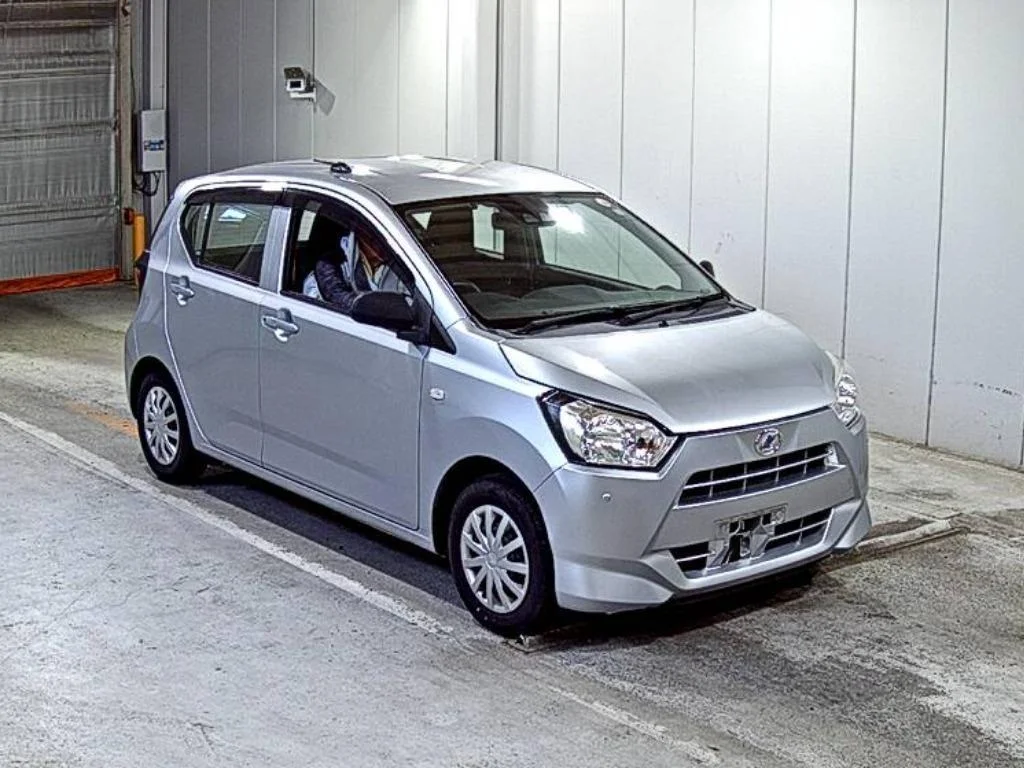 Daihatsu Mira e:S LA350S 2021